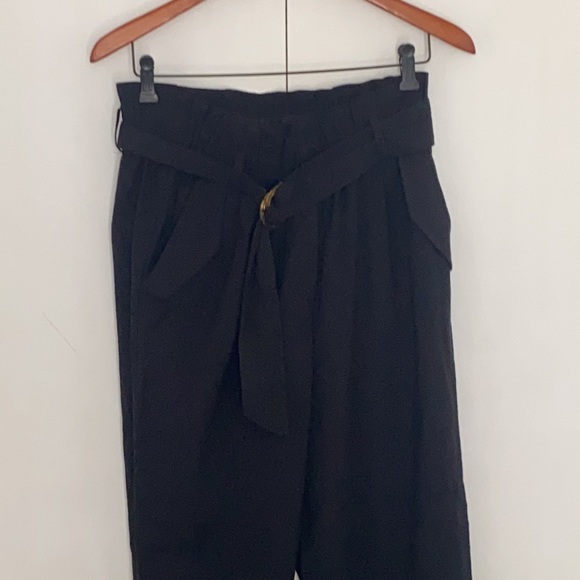 NWOT DYNAMITE PAPER BAG PANTS - Picture 2 of 6